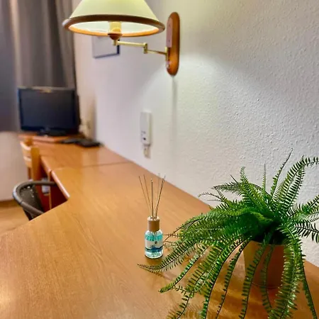 Bei Nuernberg, Gemuetliches Mit Kueche Bad Tv *