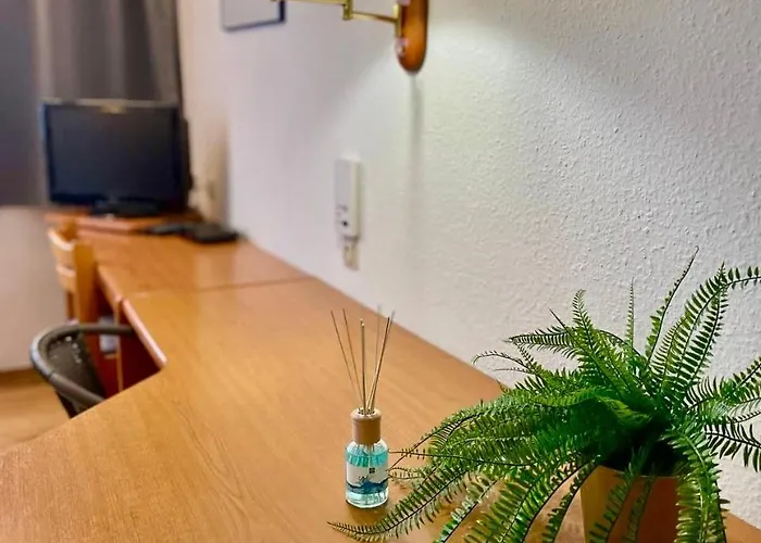 Bei Nuernberg, Gemuetliches Mit Kueche Bad Tv *