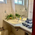 아파트 Bei Nuernberg, Gemuetliches Mit Kueche Bad Tv Schwanstetten