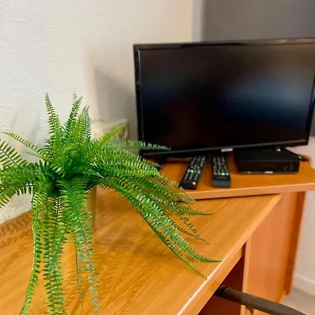 Apartment Bei Nuernberg, Gemuetliches Mit Kueche Bad Tv Schwanstetten