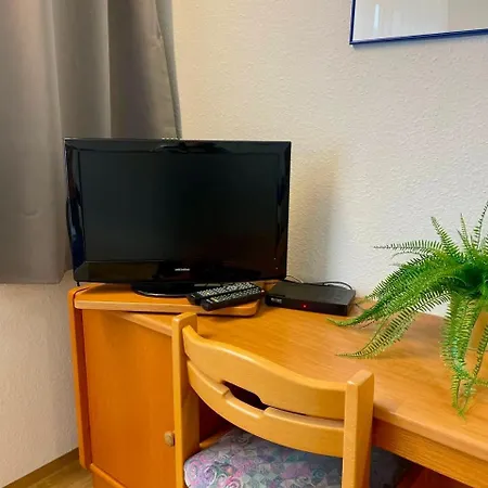 Appartement Bei Nuernberg, Gemuetliches Mit Kueche Bad Tv *